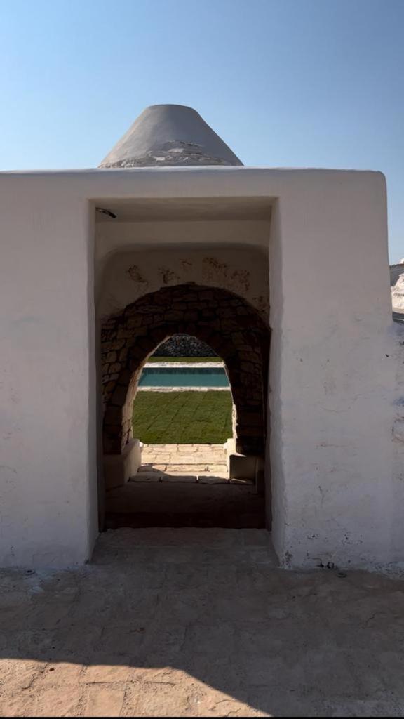 Masseria Castelluzzo Ceglie Messapica Exterior photo